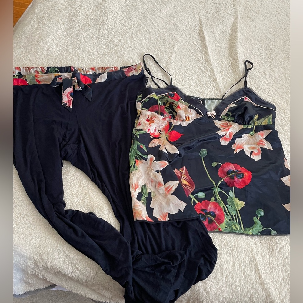 Gorgeous Ted Baker satin and jersey pyjama set!